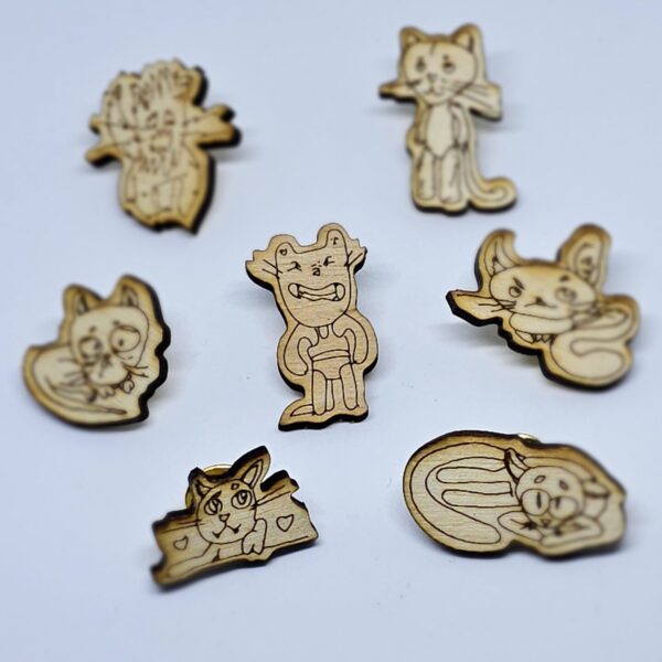 pin drewniany
